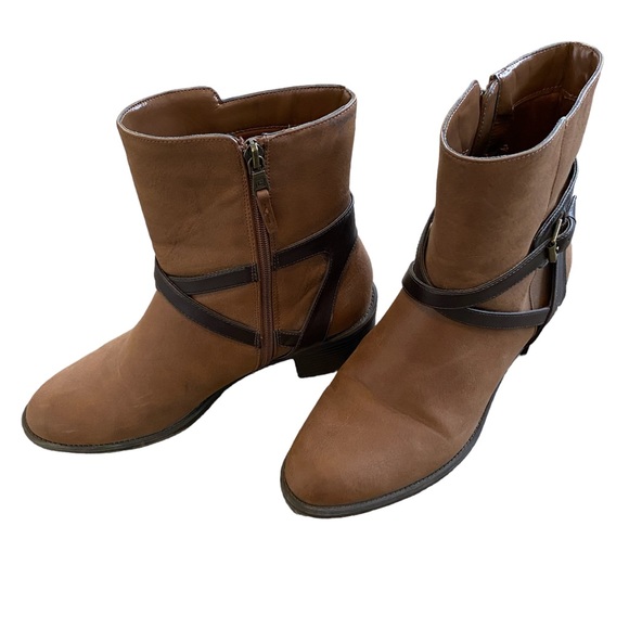 Chaps Boots Size 9B (Medium Width) - Picture 1 of 10